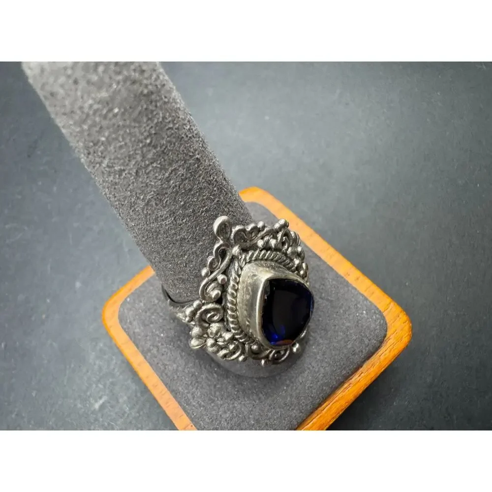 Vtg Sterling Silver 925 Blue Sapphire Stone Statement Ring Ornate Filigree Sz 10